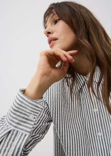 Black Stripe Seersucker Shirt