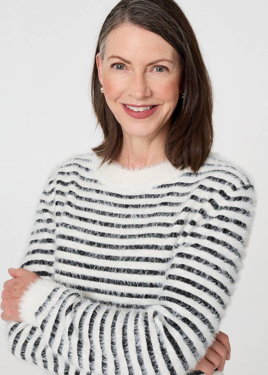 Izabel London White Textured Soft Knit Striped Jumper