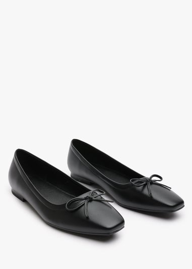 Where's That From Lauren Black PU Flat Pumps