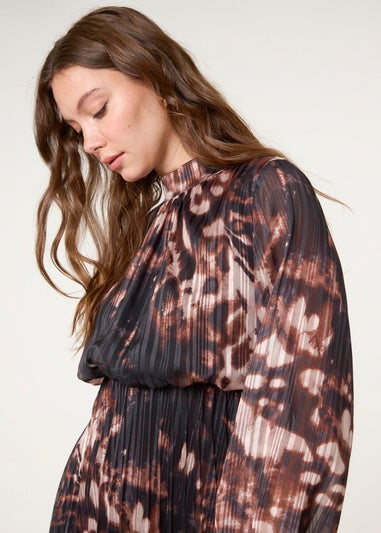 Blue Vanilla Black High Neck Metallic Pleated Dress