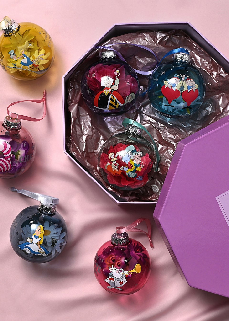Disney Alice In Wonderland Set Of 7 Multicoloured Baubles