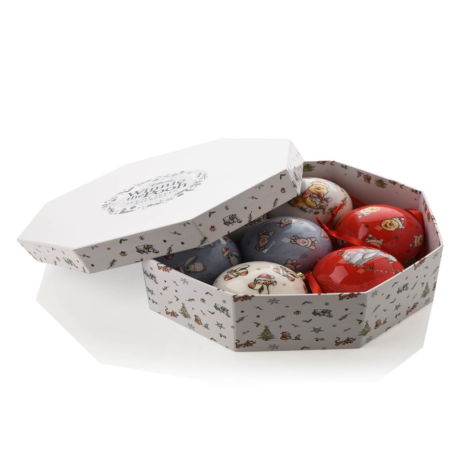 Disney Winnie The Pooh Set Of 7 Multicoloured Baubles