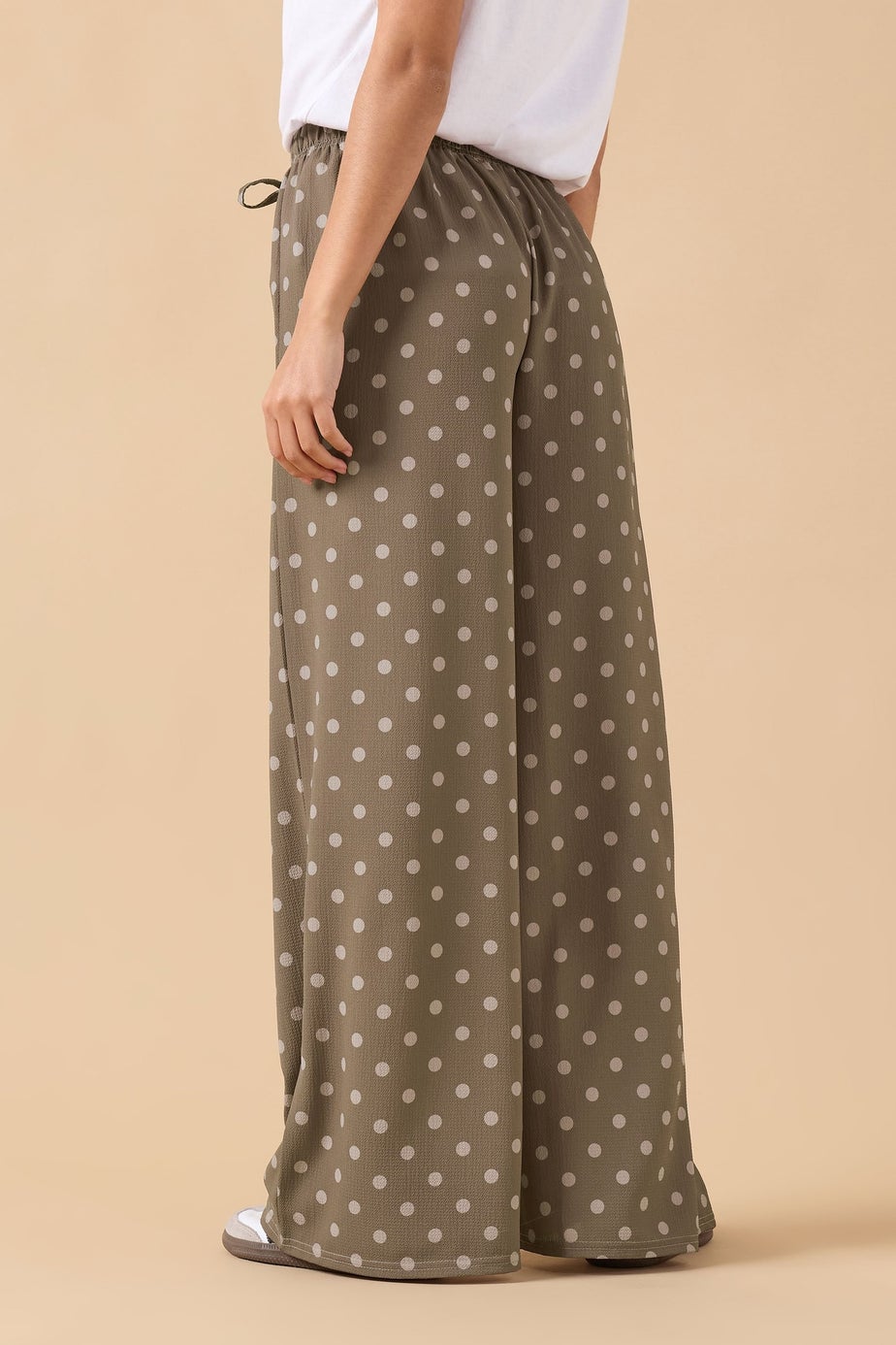 PixieGirl Petite Brown Spot Crepe Wide Leg Trousers