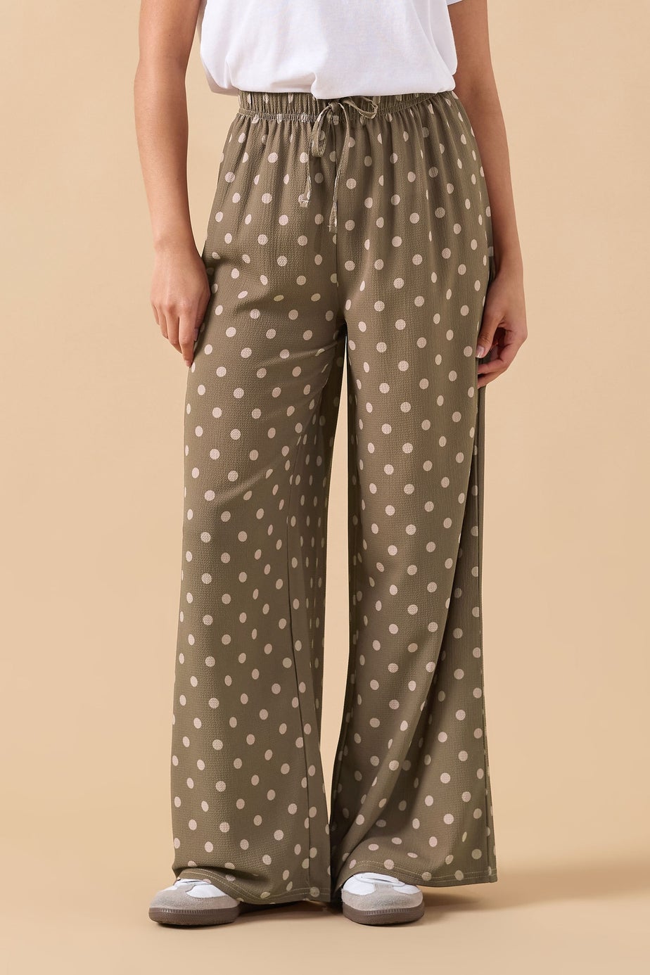 PixieGirl Petite Brown Spot Crepe Wide Leg Trousers