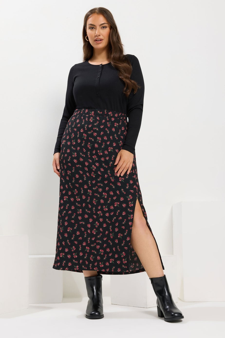 Yours Curve Black Rose Print Textured Midi Skirt