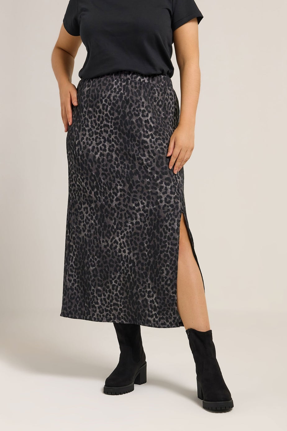 Yours Curve Grey Leopard Print Textured Tube Skirt