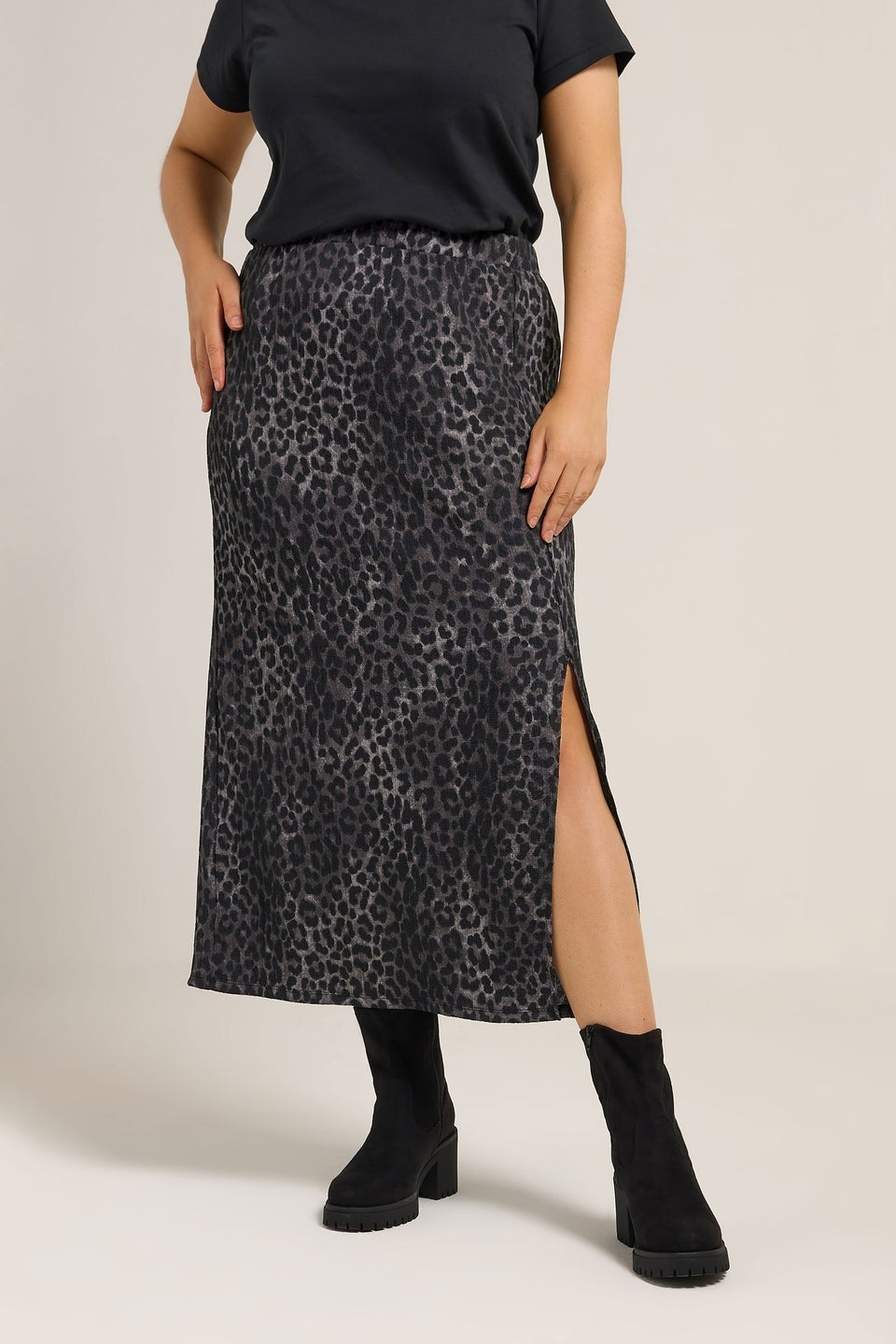 Yours Curve Grey Leopard Print Textured Tube Skirt