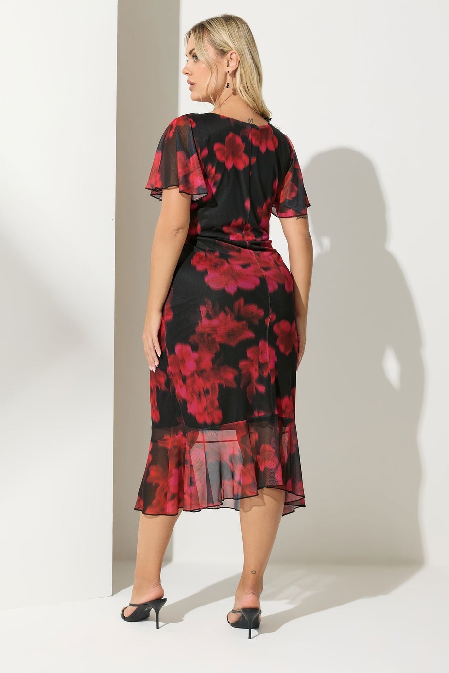 Yours London Curve Red Floral Gathered Midi Dress