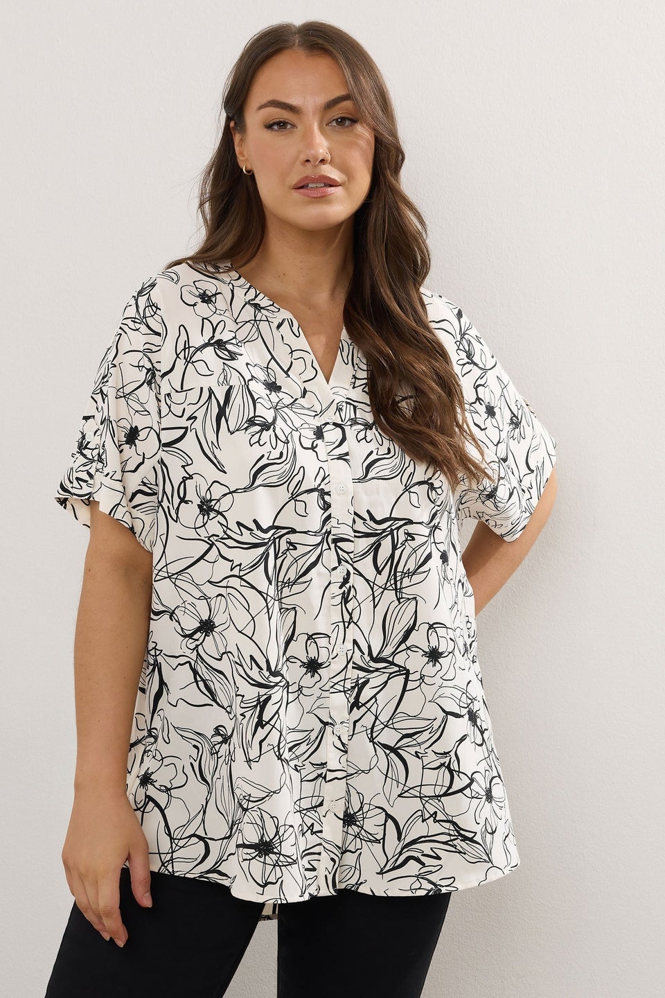 Yours Curve Cream Floral Print Blouse