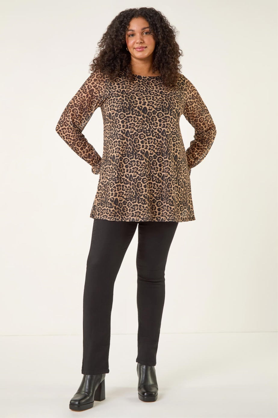 Roman Natural Curve Animal Frill Cuff Top