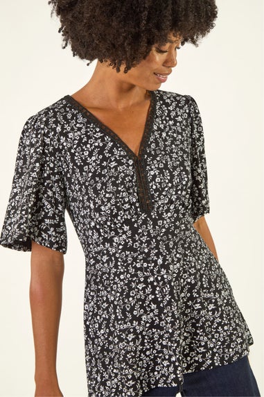 Roman Black Floral Print V-Neck Lace Stretch Top
