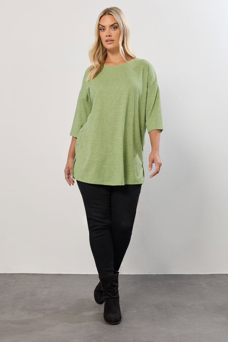 Yours Curve Green Ribbed Side Button Top