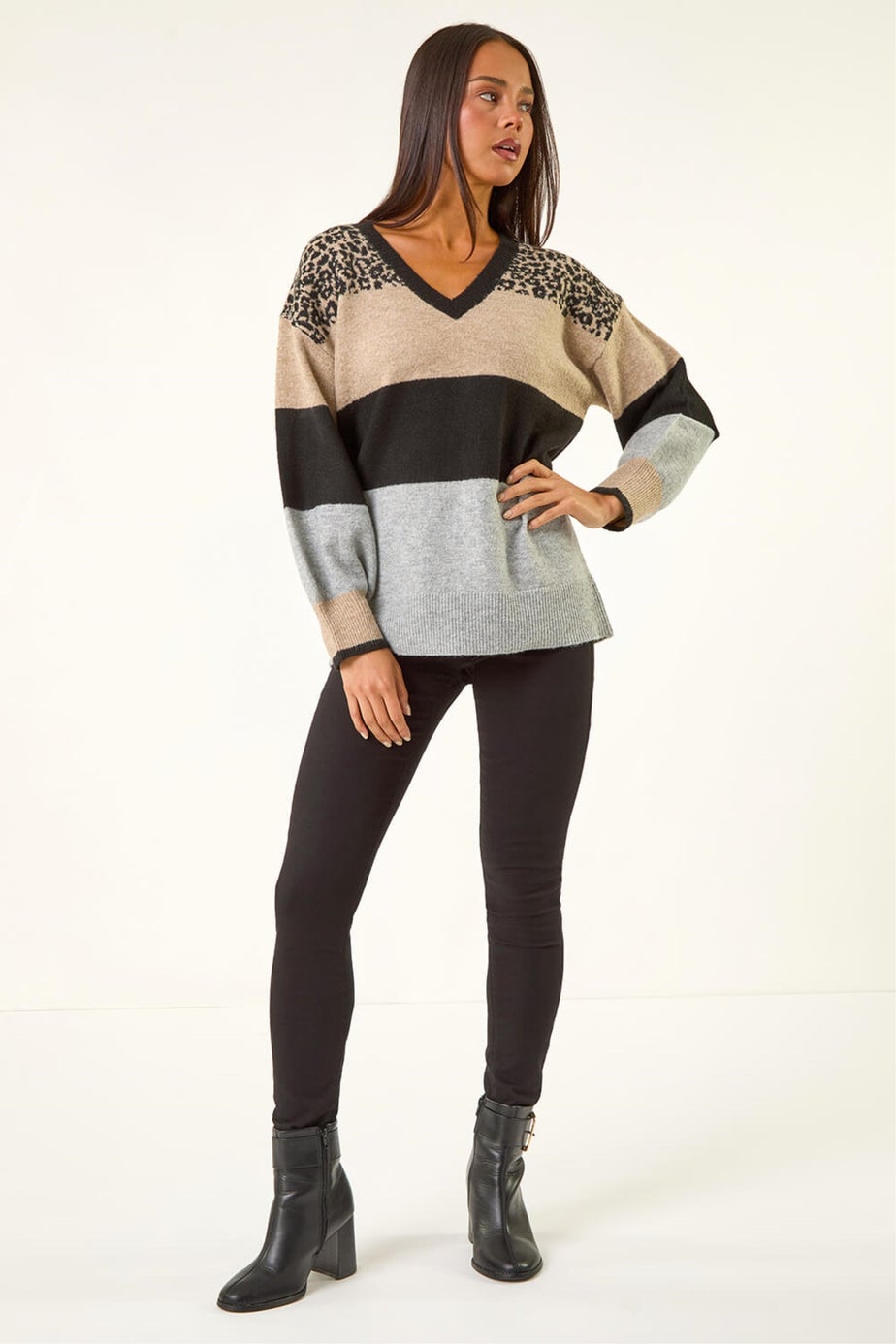 Roman Stone Petite Animal Block V-Neck Jumper