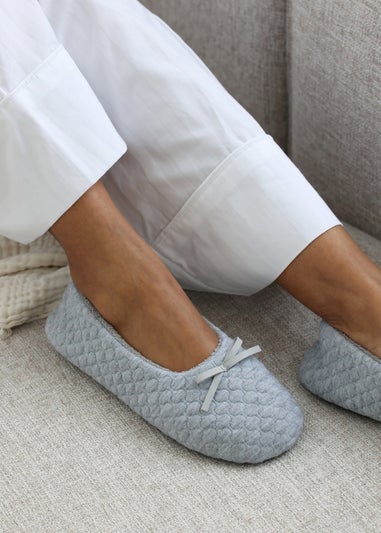 Where's That From Sorelle Light Grey Quilted Ballet Slipper With Bow