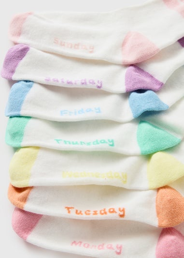 7 Pack Girls Days Of The Week Socks (Younger 6-Older 6.5)