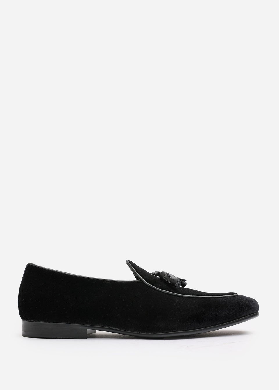 Where's That From Finley Black Velvet Tassel Loafer Dress Shoes