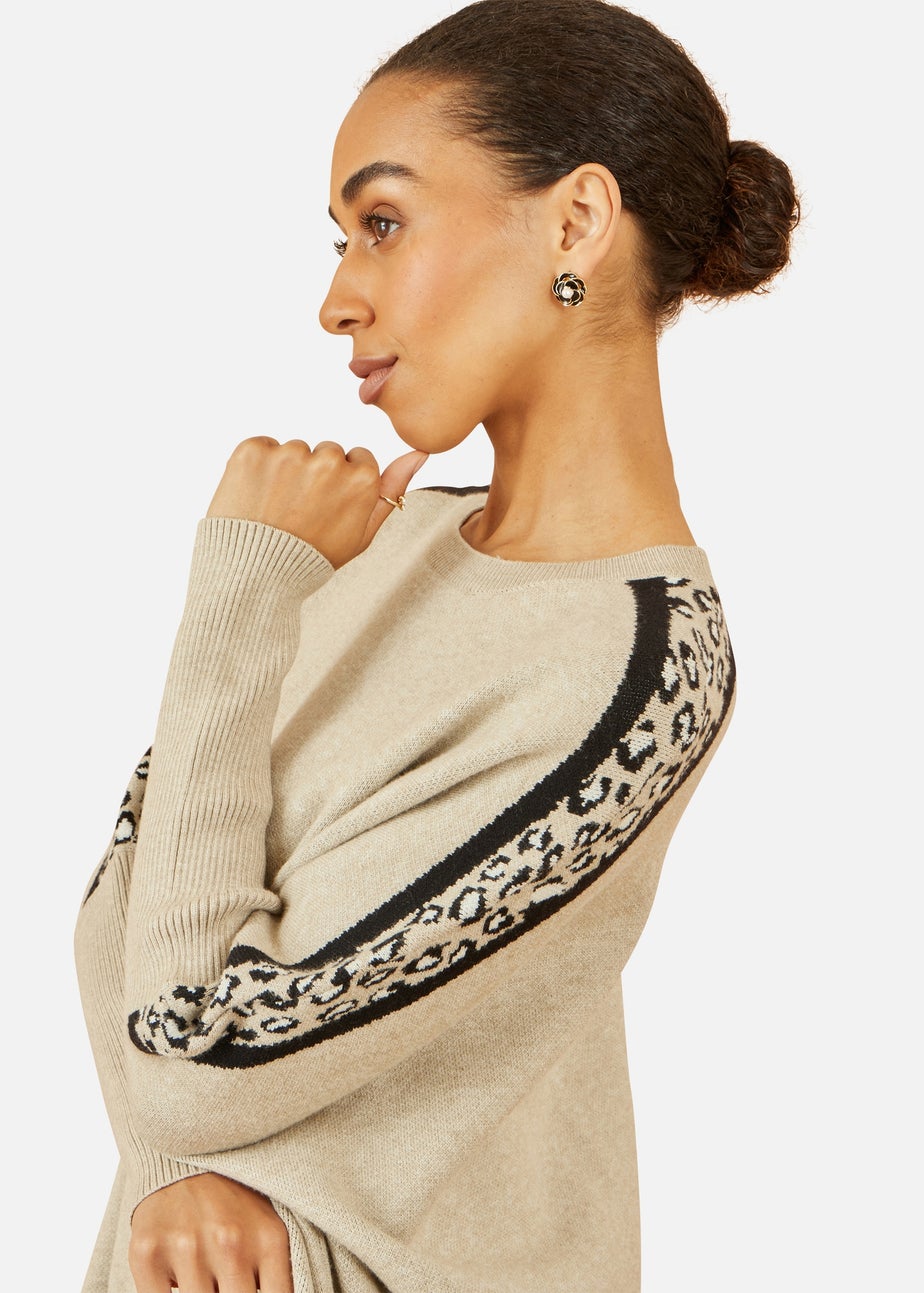 Yumi Oatmeal Leopard Pring Border Relaxed Fit Jumper