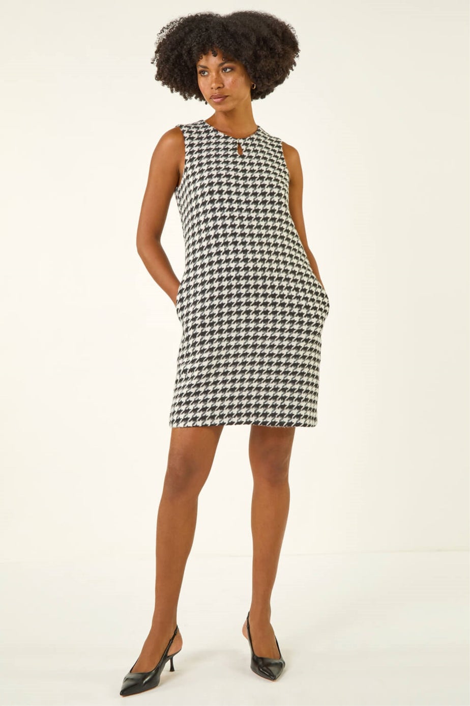 Roman Black Geometric Keyhole Pinafore Dress