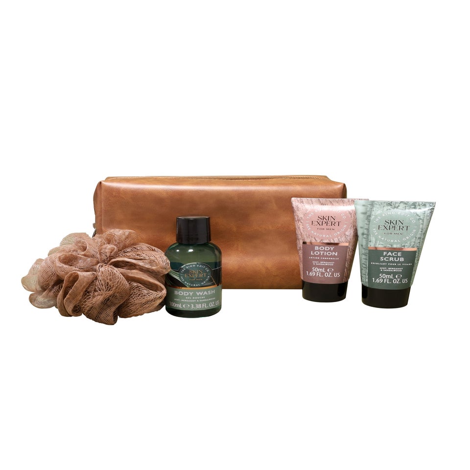 Kind Edit Co Skin Expert For Men Travellers Bag Gift Set
