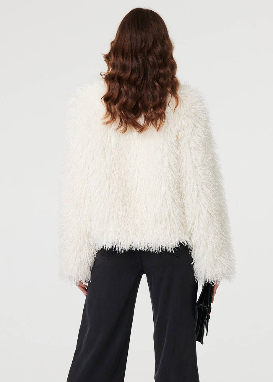 Izabel London Ivory Faux Fur Textured Cropped Jacket