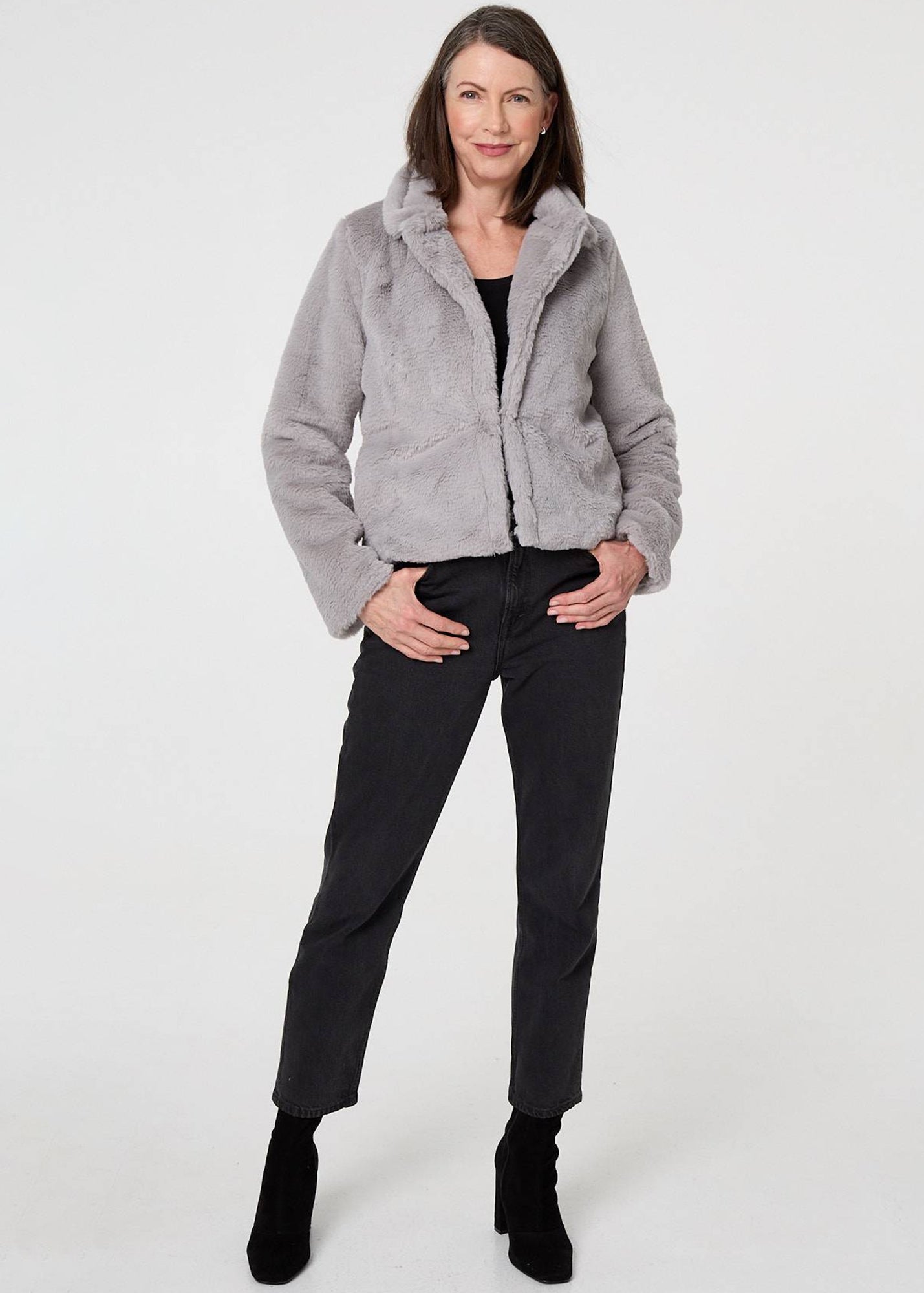 Izabel London Silver Faux Fur Long Sleeve Cropped Jacket - Matalan