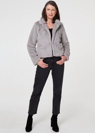 Izabel London Silver Faux Fur Long Sleeve Cropped Jacket