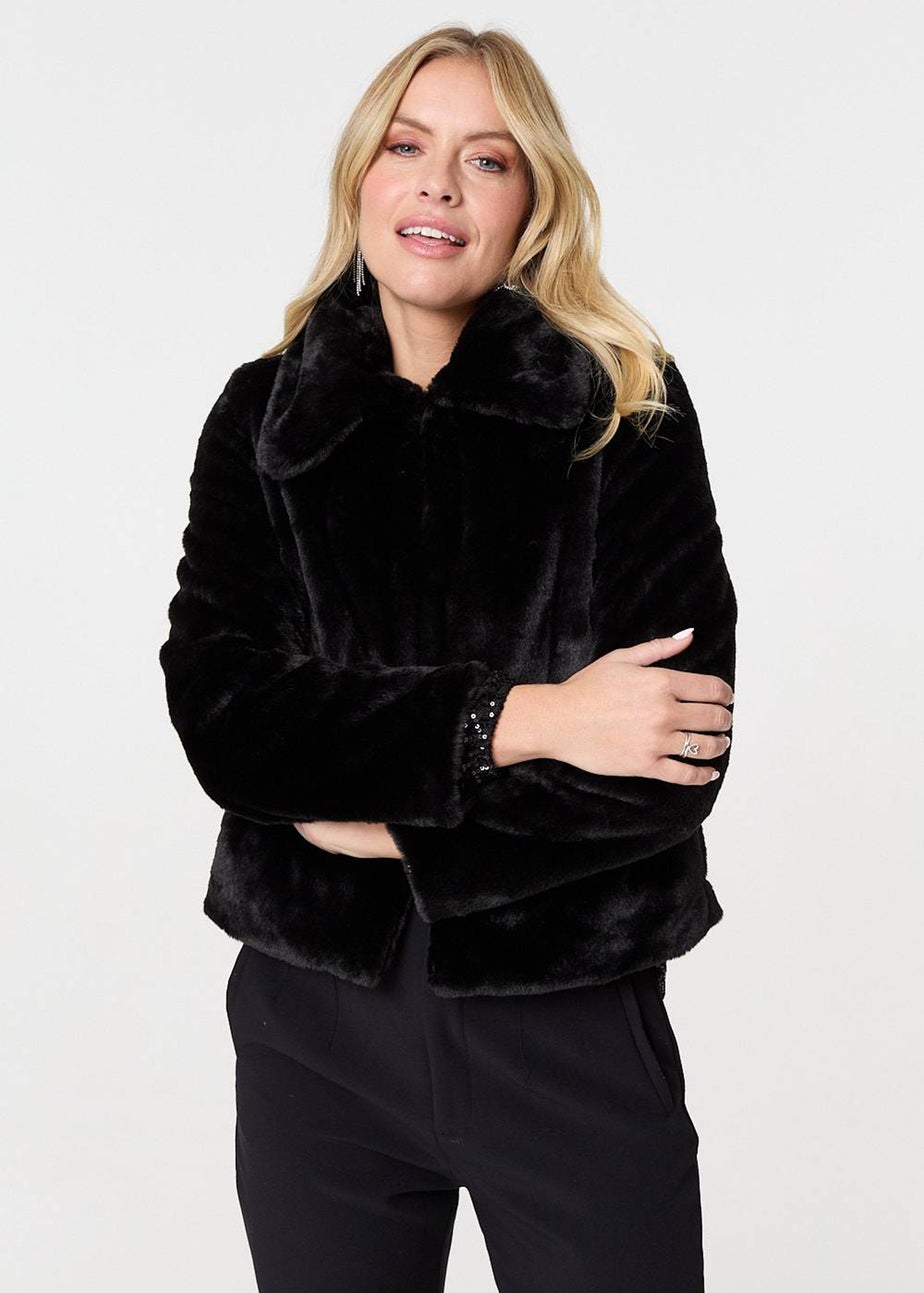 Izabel London Black Faux Fur Zip Detail Cropped Jacket