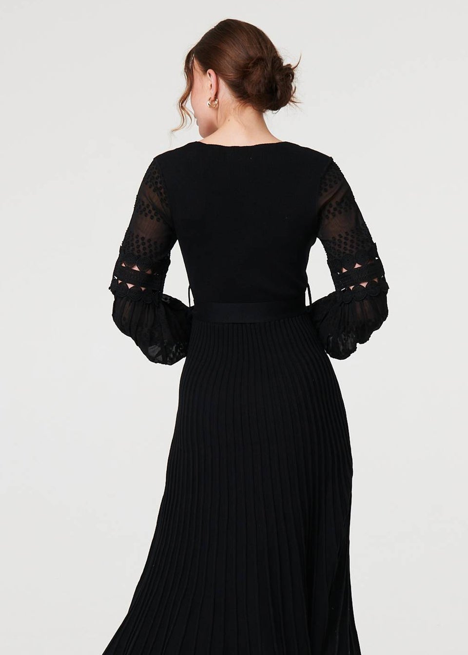 Izabel London Black Pleated Lace Puff Sleeve Midi Dress