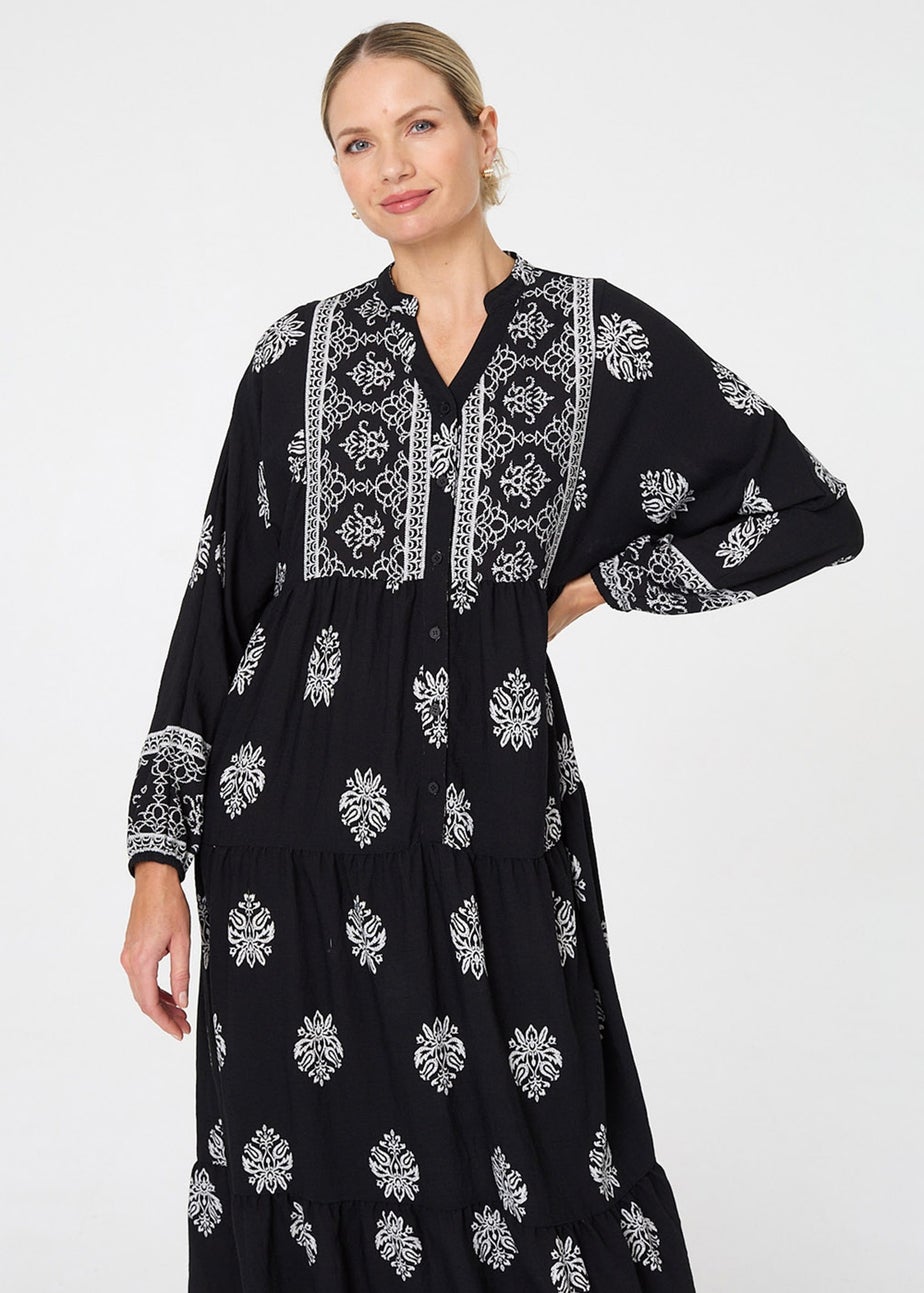 Izabel London Black Border Print Tier Long Sleeve Maxi Dress