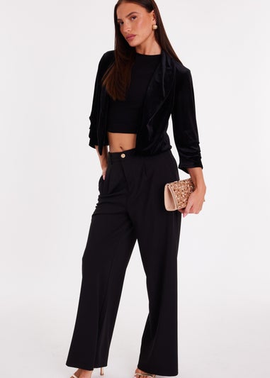 Quiz Black Velvet Cropped Blazer