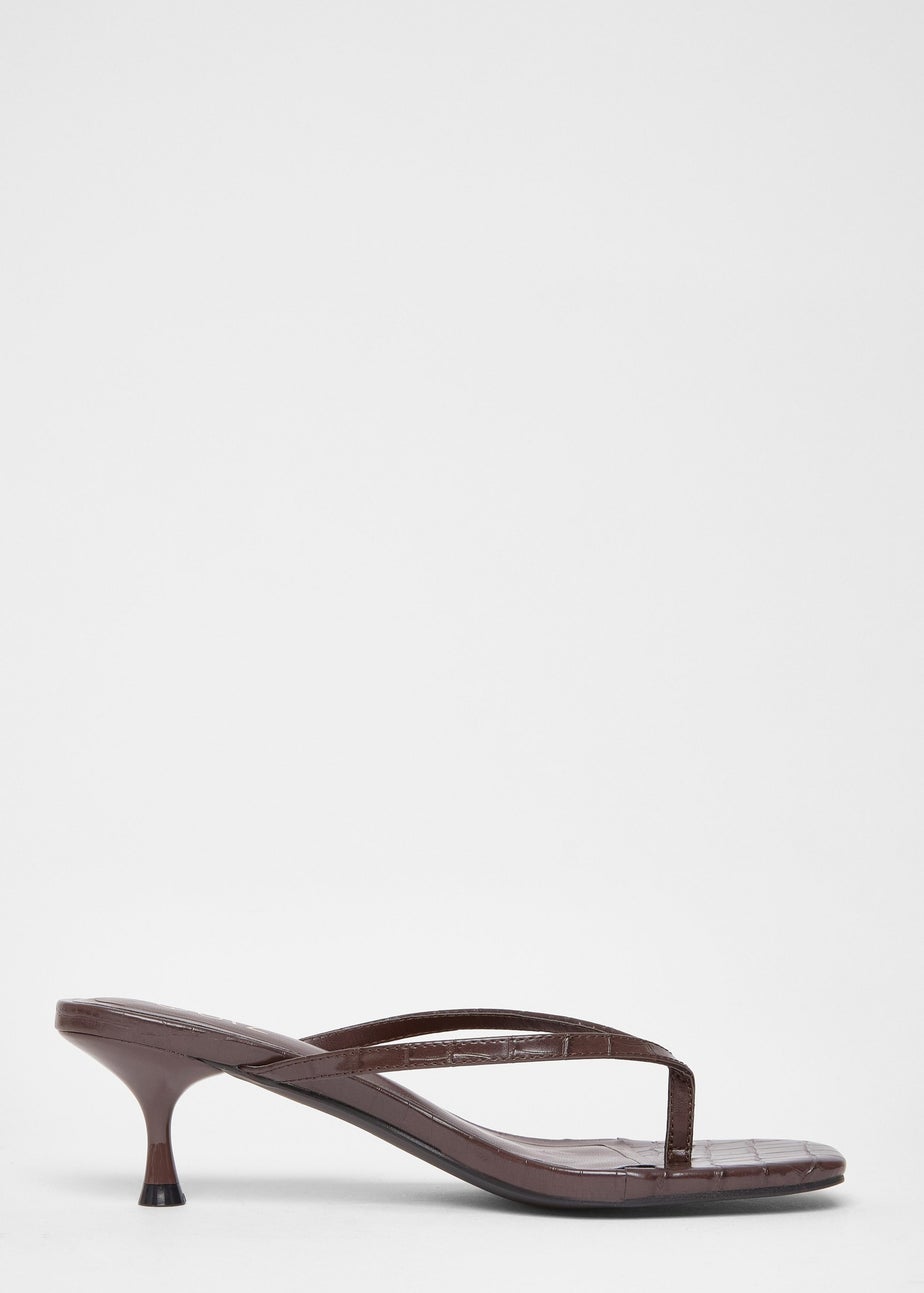 Quiz Brown Croc Toe Post Heels