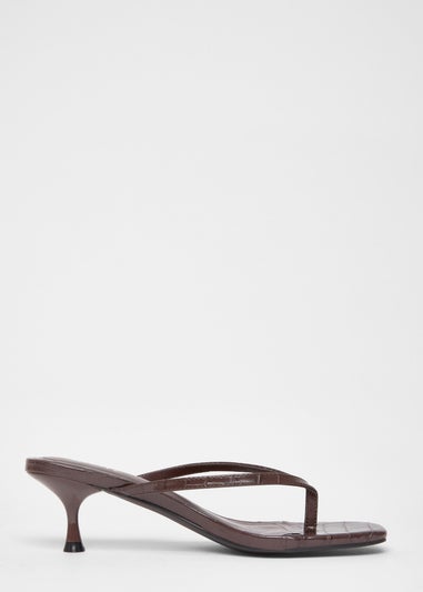 Quiz Brown Croc Toe Post Heels
