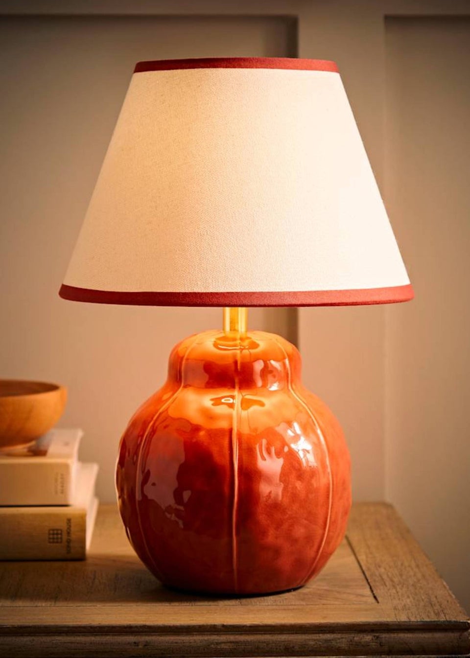 ValueLights Gourdette Burnt Orange Glazed Table Lamp