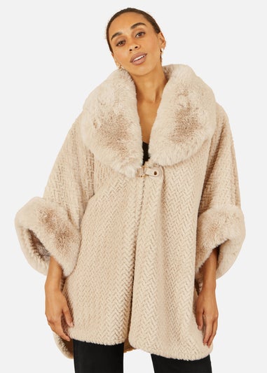 Yumi Beige Textured Fur Lined Cape