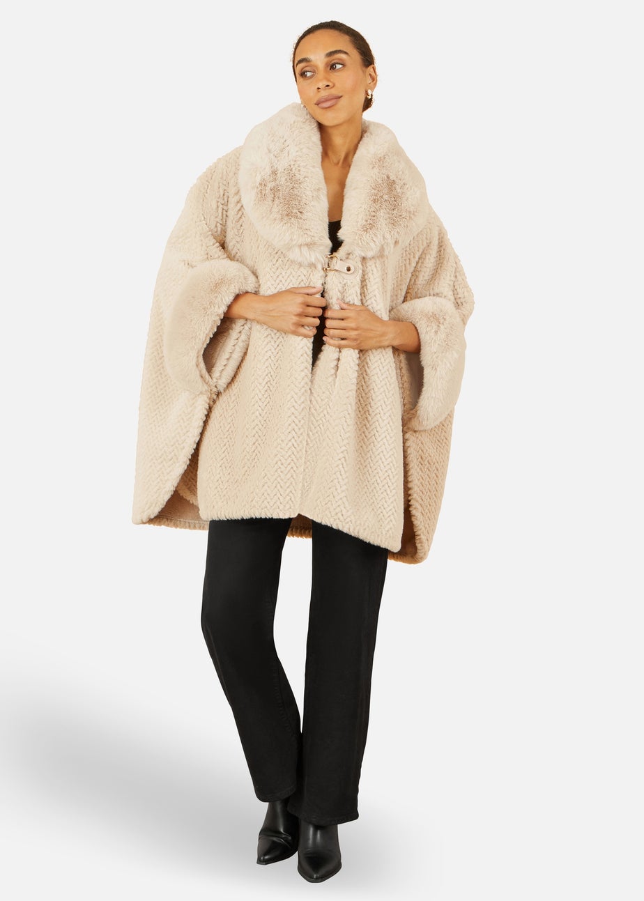 Yumi Beige Textured Fur Lined Cape