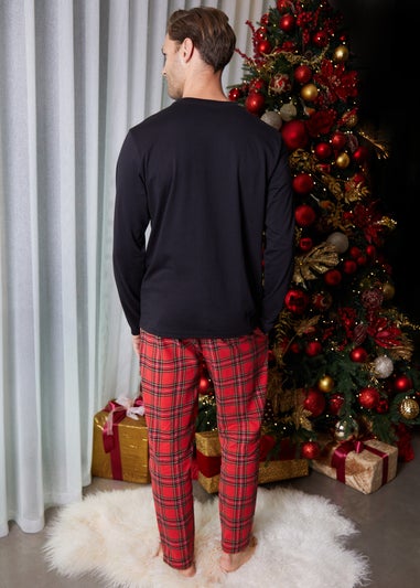 Threadbare Red Christmas Wreath Long Pyjamas