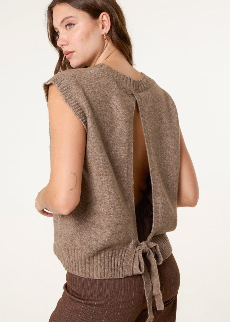 Blue Vanilla Brown Round Neck Vest