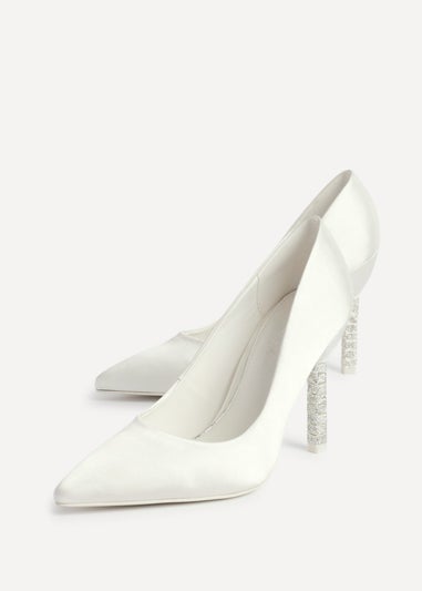 Linzi Adore Bridal Ivory Satin Classic Court