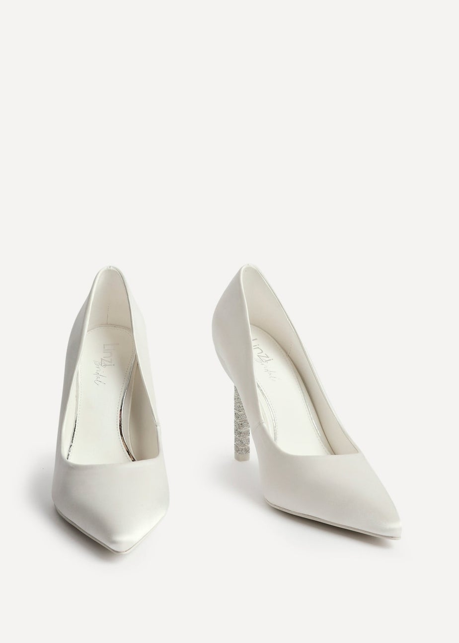 Linzi Adore Bridal Ivory Satin Classic Court