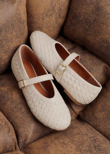 Linzi Daily Nude Faux Leather Woven Mary Jane Pump