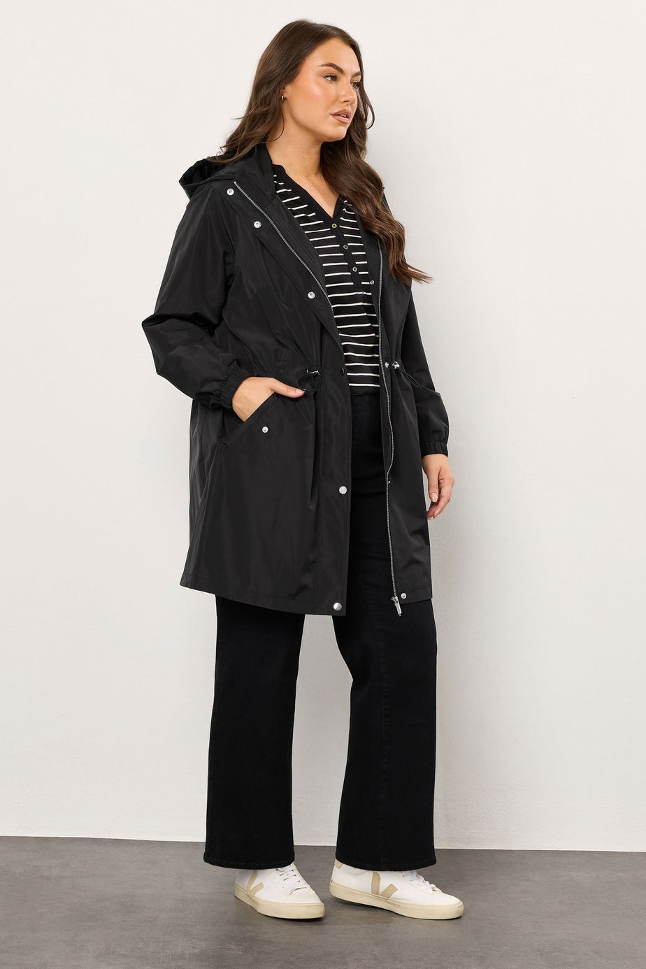 Evans Curve Black Lightweight Rain Jacket