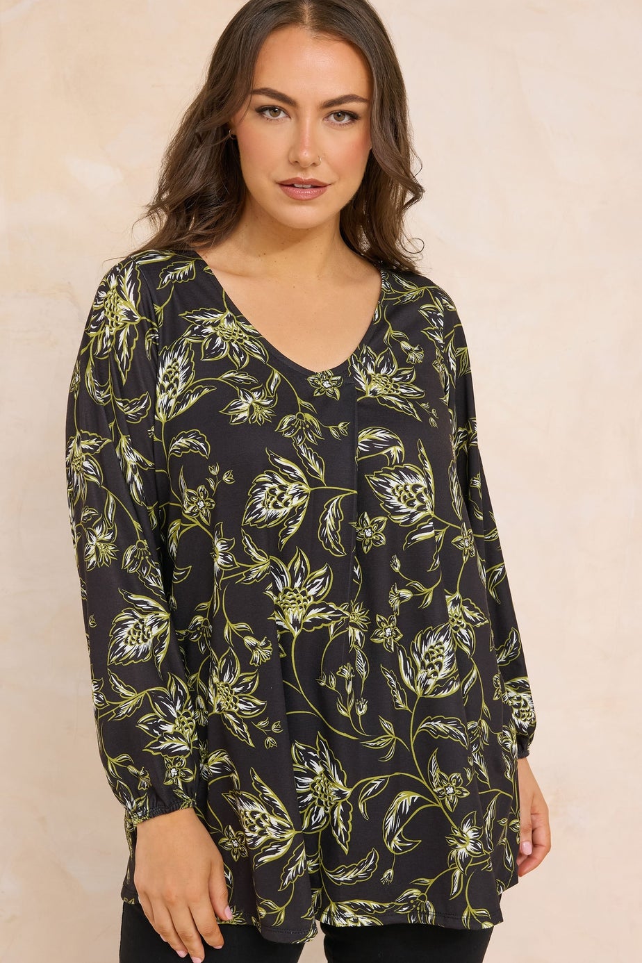 Evans Curve Black Paisley Print Pleat Front Top