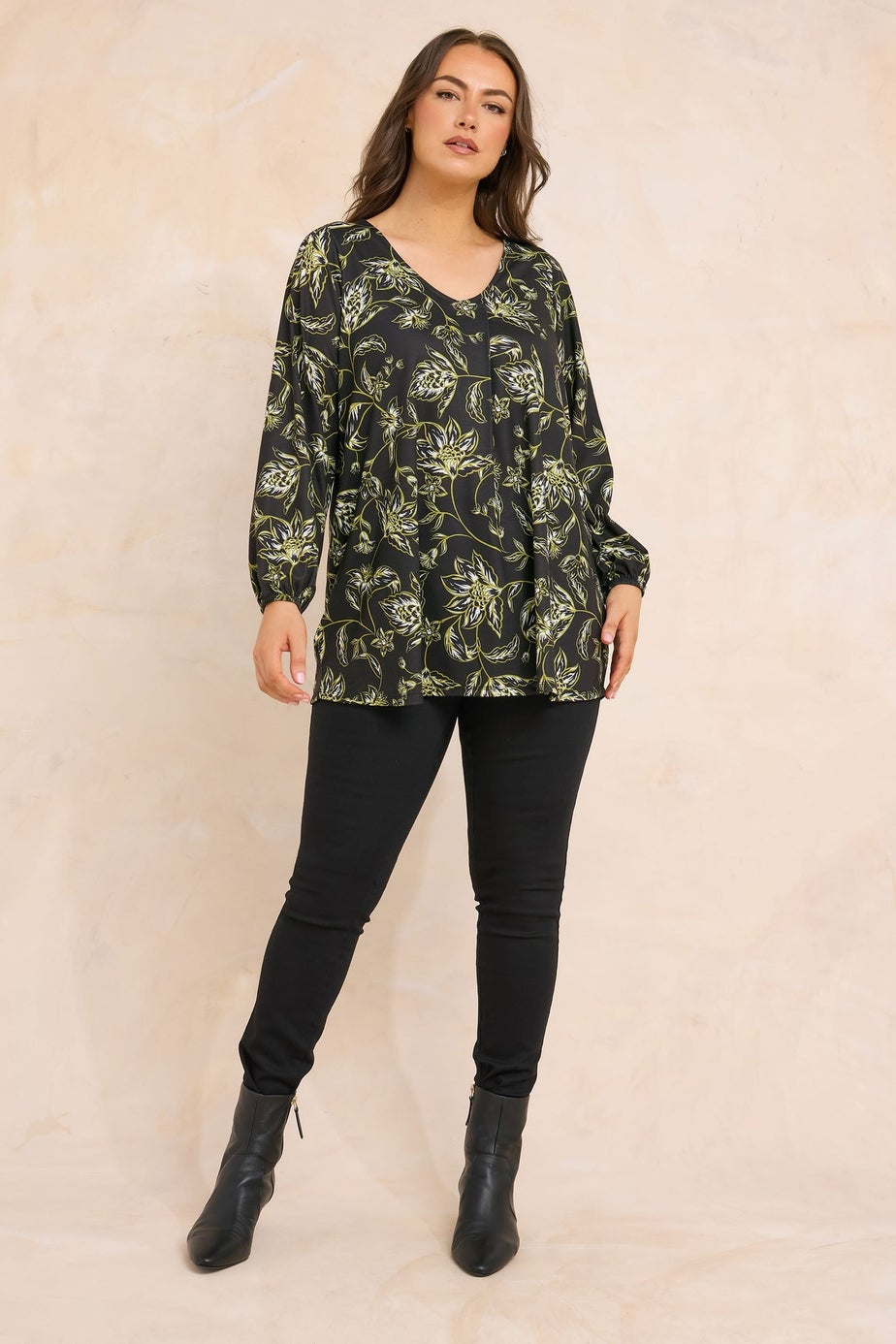 Evans Curve Black Paisley Print Pleat Front Top