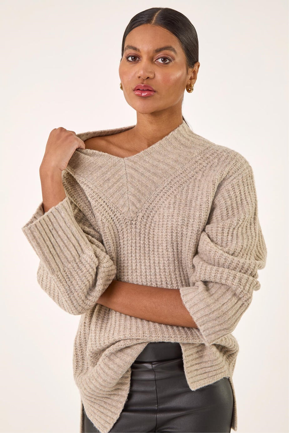 Roman Beige Chunky V-Neck Knit Jumper