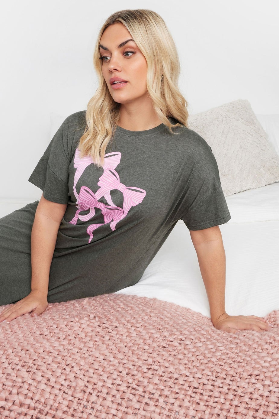 Yours Curve 2 Pack Grey & Pink Bow Print Nightdresses