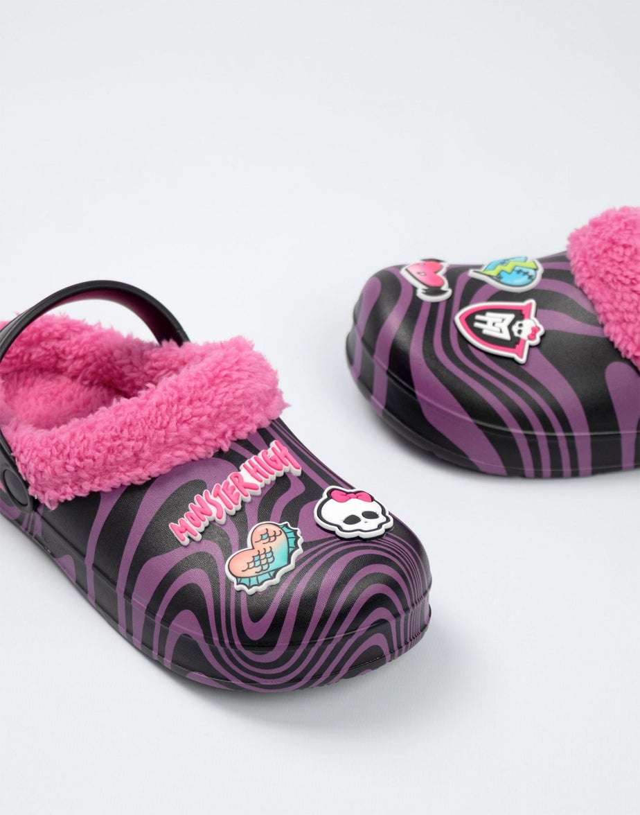 Vanilla Underground Monster High Kids Black Clogs (Younger 10-Older 3)