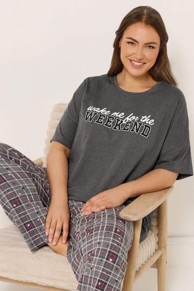 Yours Curve Grey 'Wake Me For The Weekend' Slogan Pyjama Top