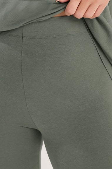 Yours Curve Sage Green T-Shirt & Legging Set