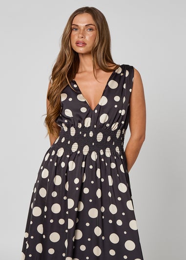 Urban Bliss Black Spot Elasticated Maxi dress