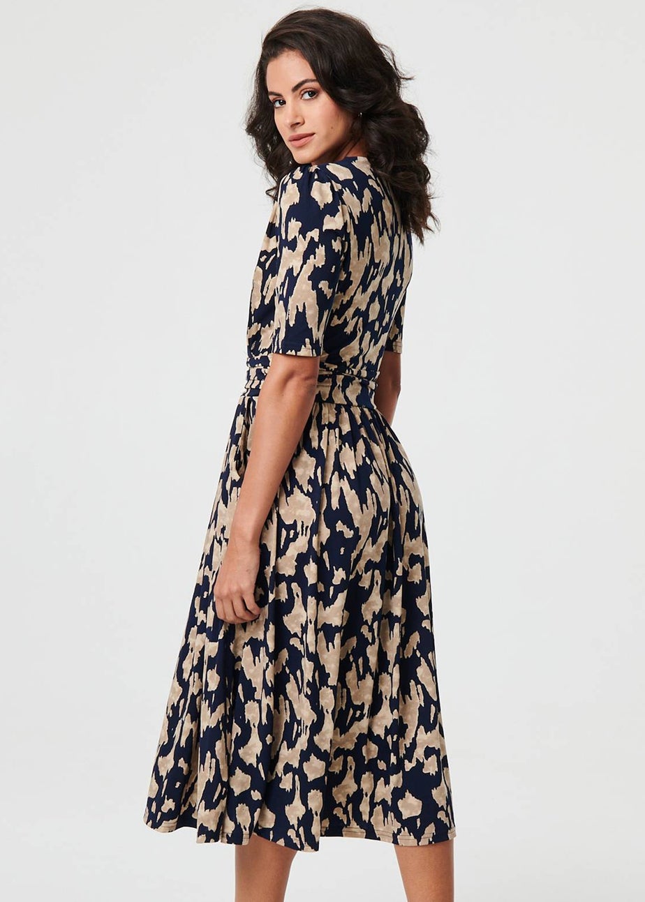 Izabel London Navy Printed Ruched 1/2 Sleeve Midi Dress